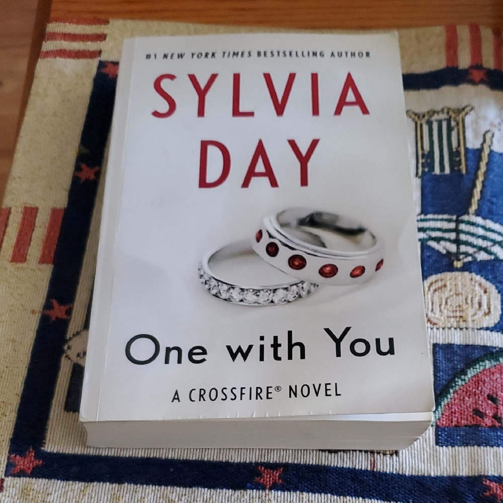 🎈Sylvia Day "One With You"🎈